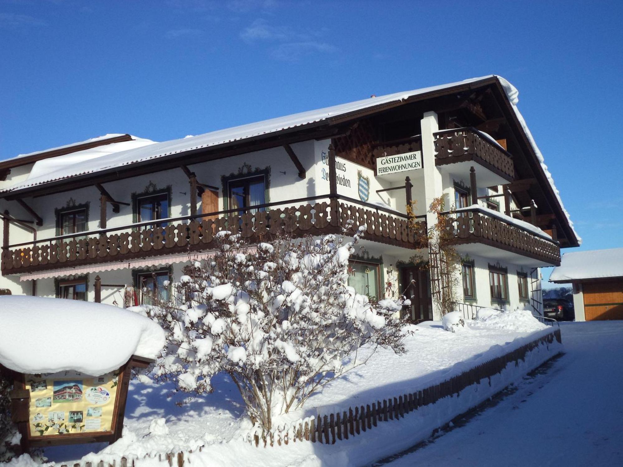 Ferienwohnung-Susanne-Im-Gaestehaus-Bergfrieden Bad Bayersoien Luaran gambar